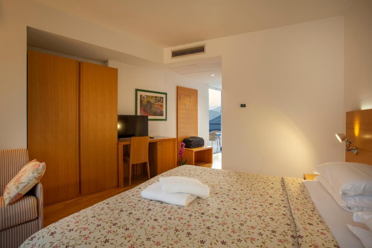 Hotel Romanda Levico Terme Exterior photo