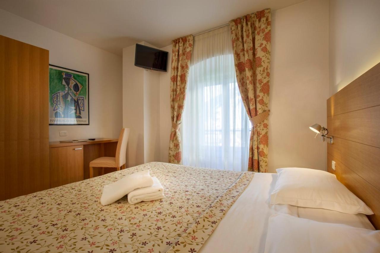 Hotel Romanda Levico Terme Exterior photo