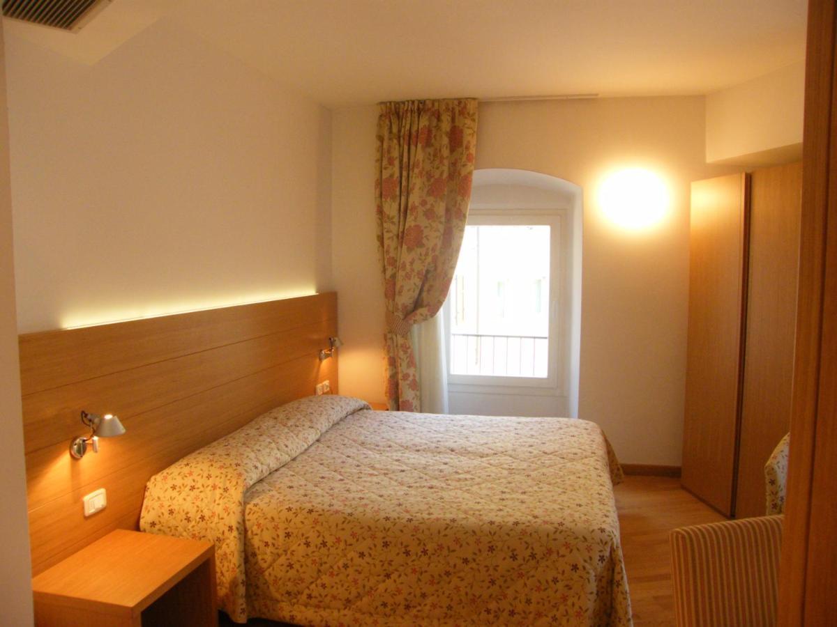 Hotel Romanda Levico Terme Exterior photo
