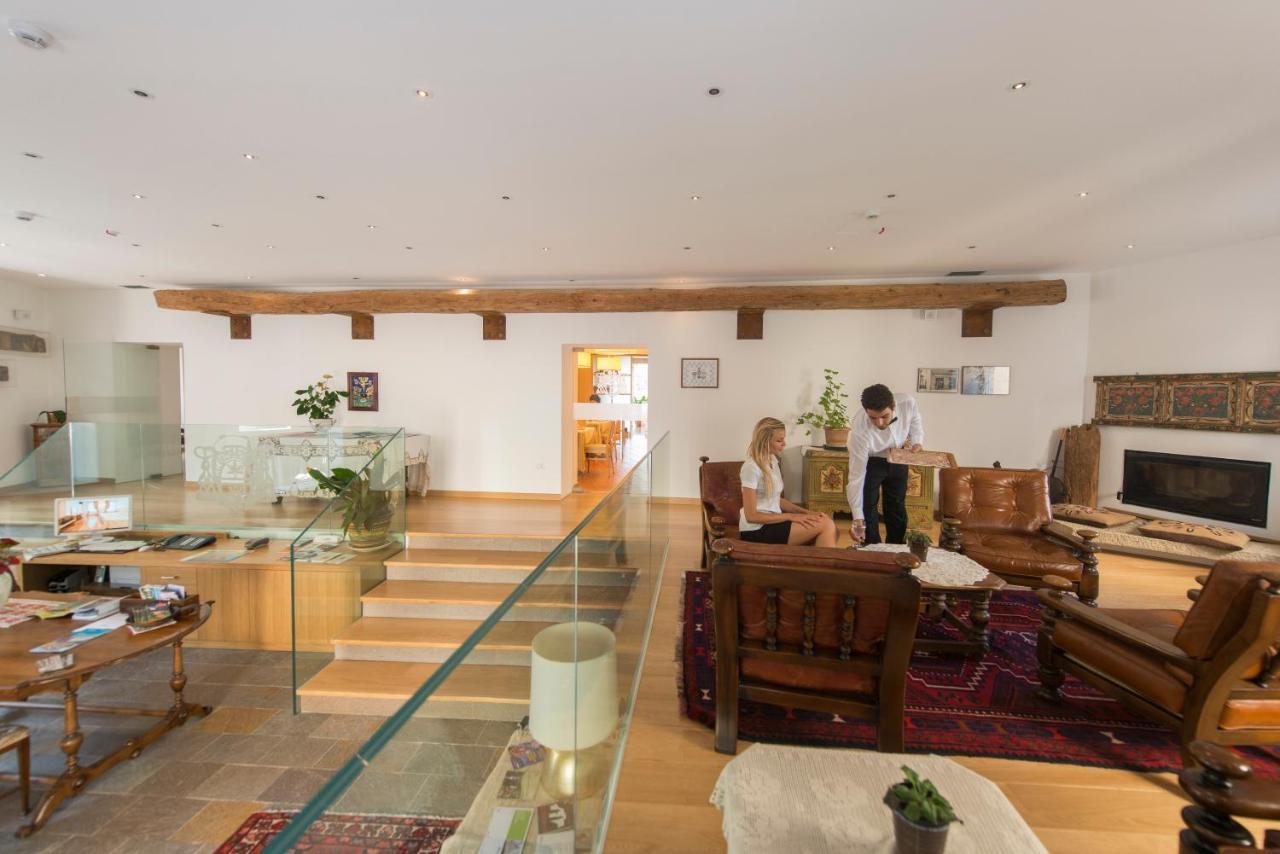 Hotel Romanda Levico Terme Exterior photo